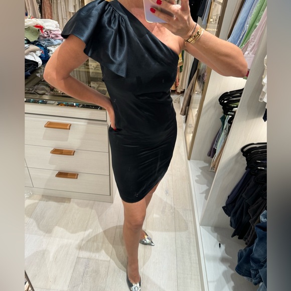 Milly
One-Shoulder Mini Dress - Picture 4 of 5